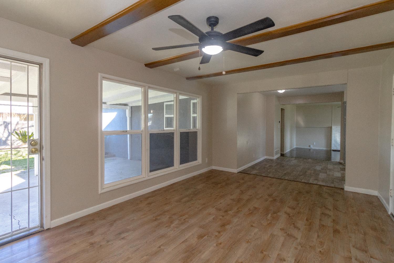 2333 E Austin Way, Fresno, CA 93726