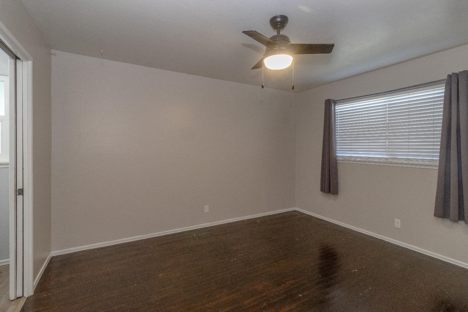 2333 E Austin Way, Fresno, CA 93726