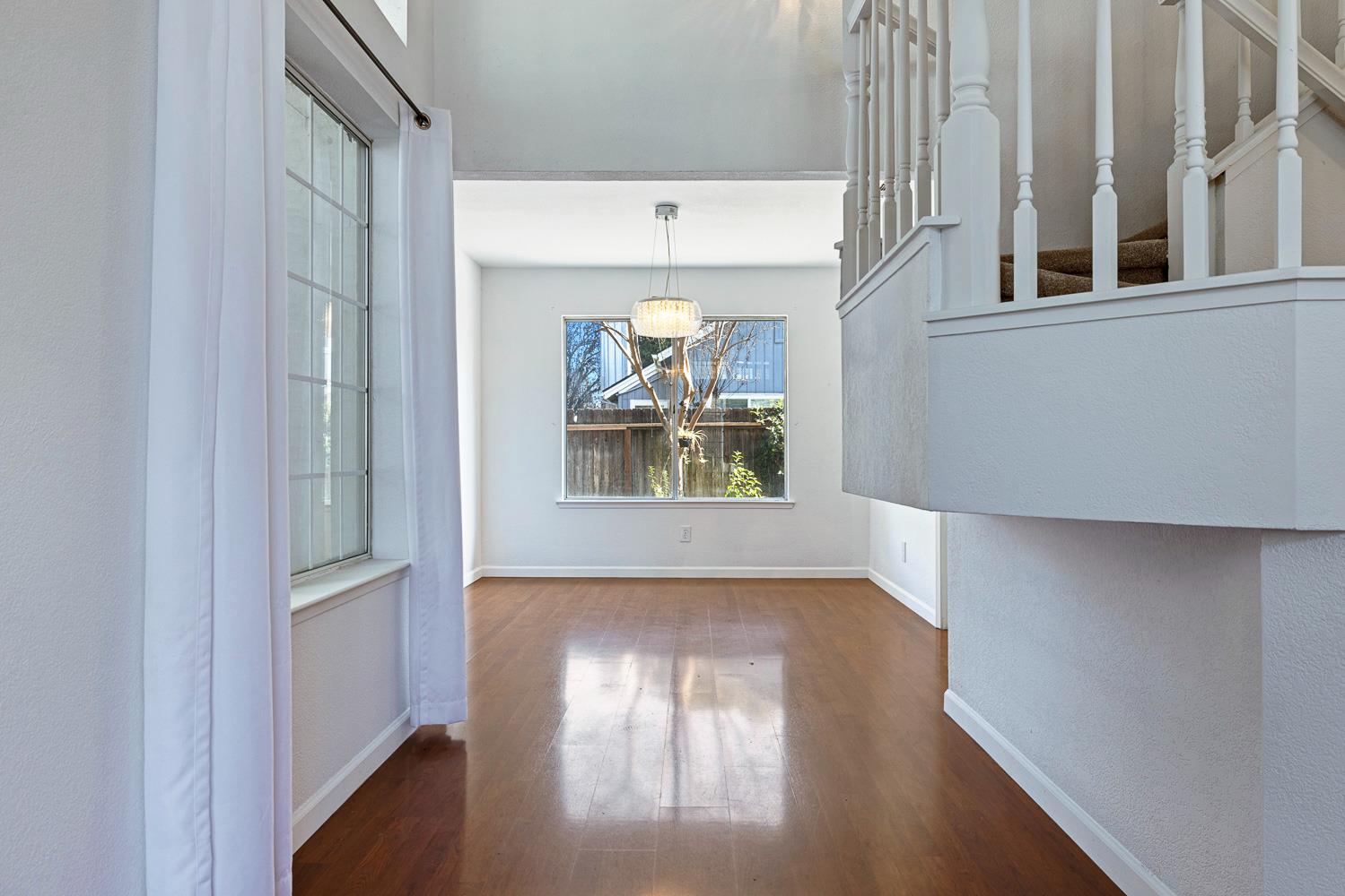 7396 N Price Ave, Fresno, CA 93720