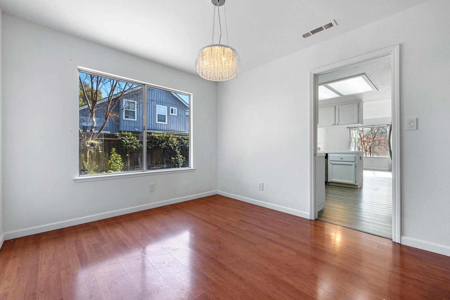 7396 N Price Ave, Fresno, CA 93720