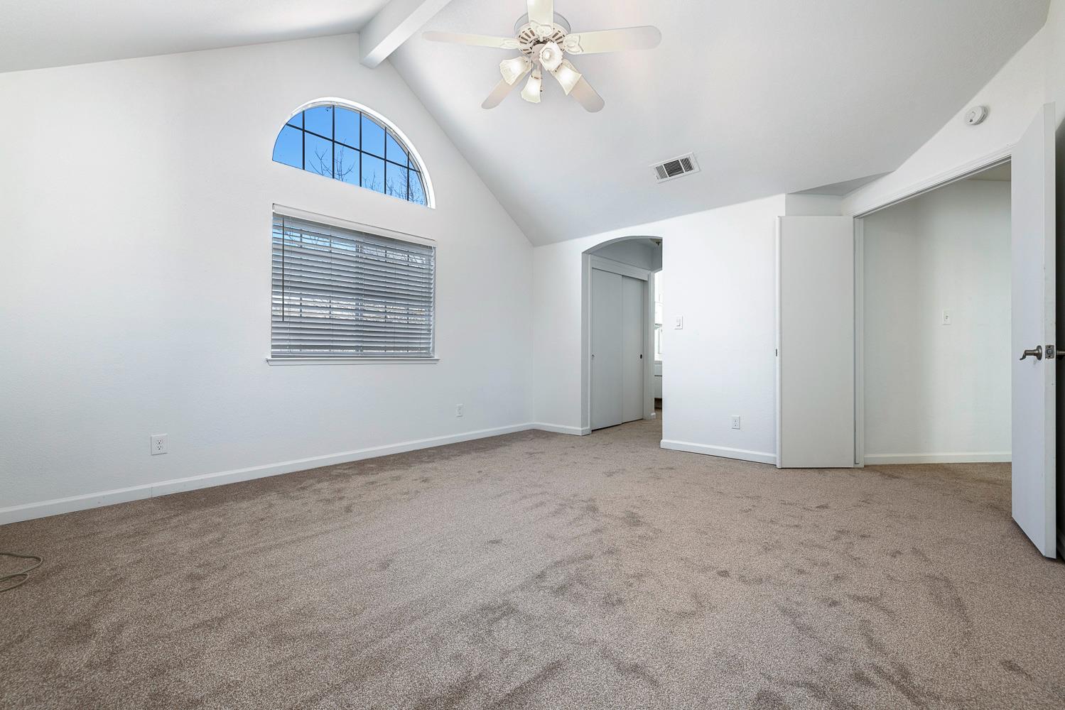 7396 N Price Ave, Fresno, CA 93720