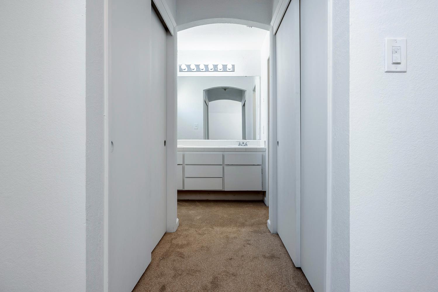 7396 N Price Ave, Fresno, CA 93720