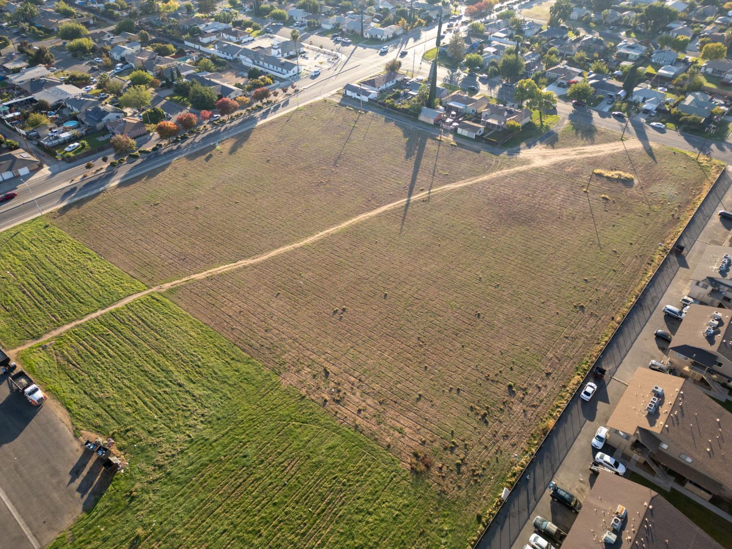 0 0 E Cleveland Ave, Madera, CA 93638