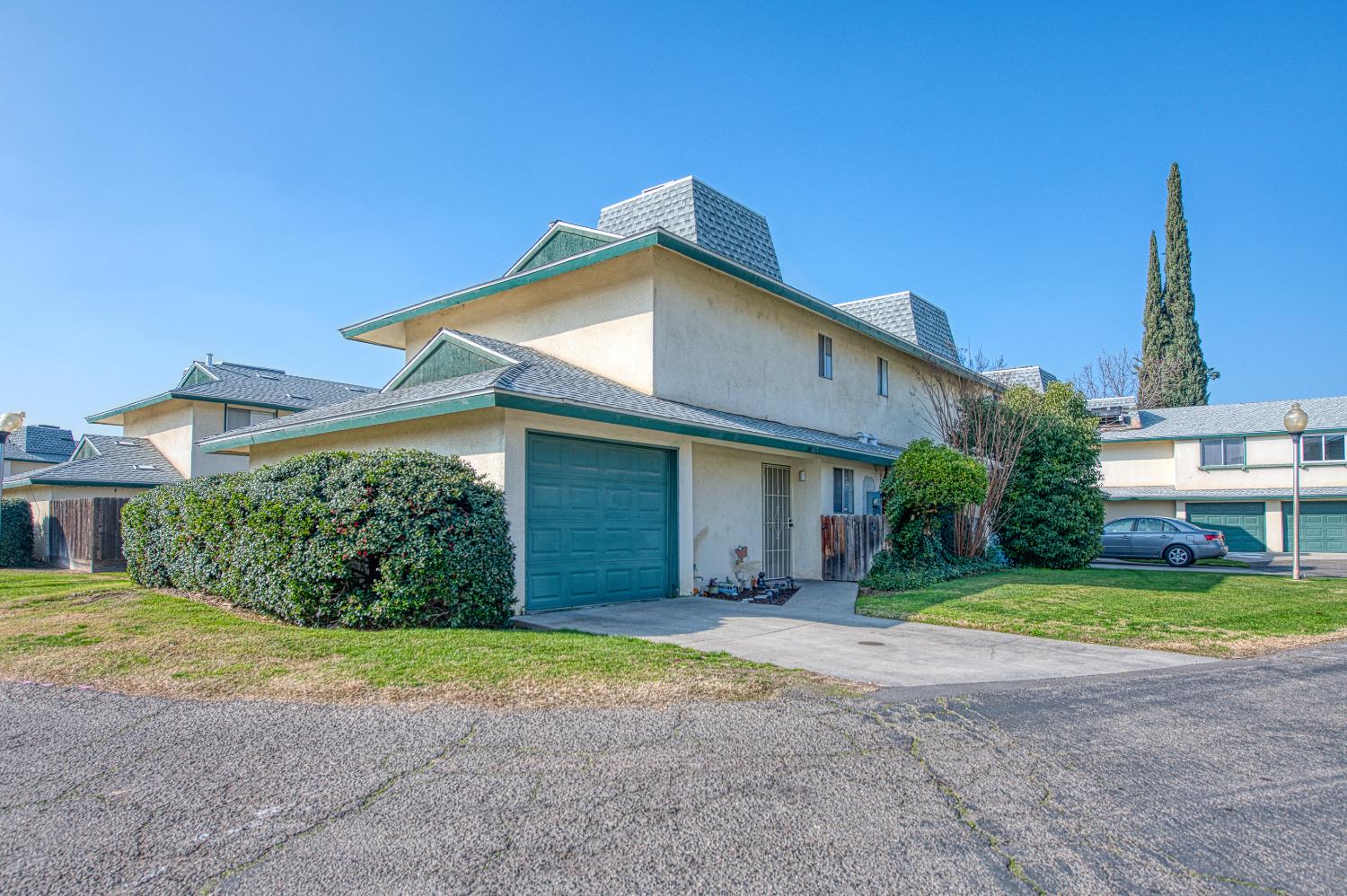 4929 N Winery Cir #110, Fresno, CA 93726