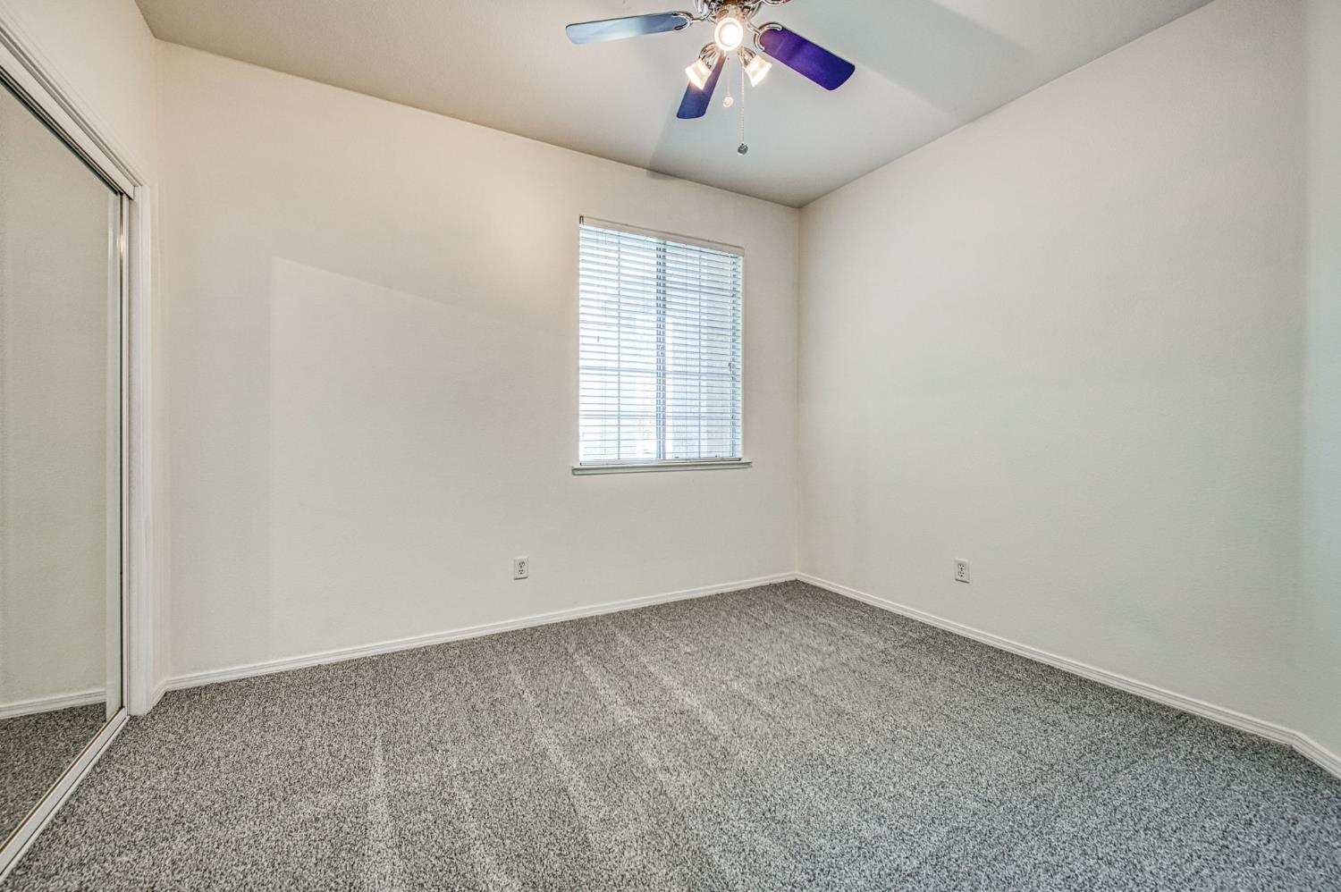 2480 Alamos Ave, Clovis, CA 93611