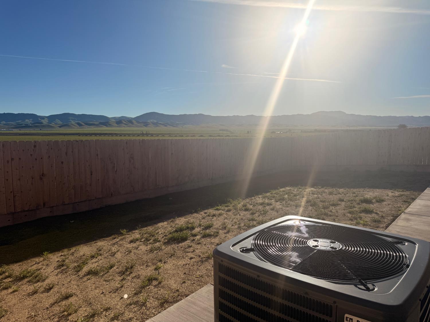 1105 E Orange St, Avenal, CA 93204