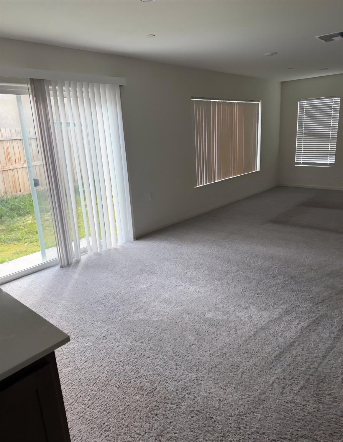 6693 E Nevada Ave, Fresno, CA 93727