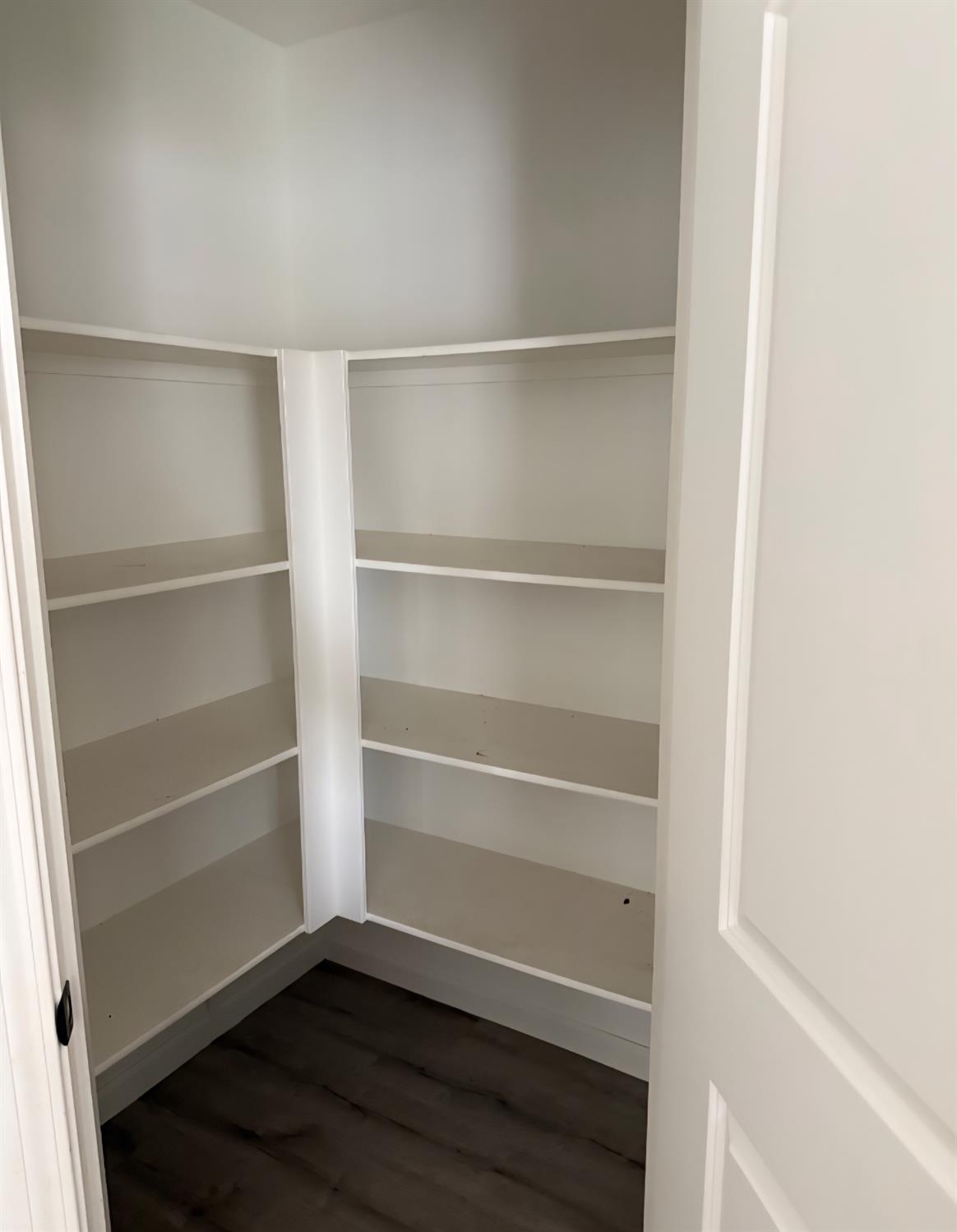 6693 E Nevada Ave, Fresno, CA 93727