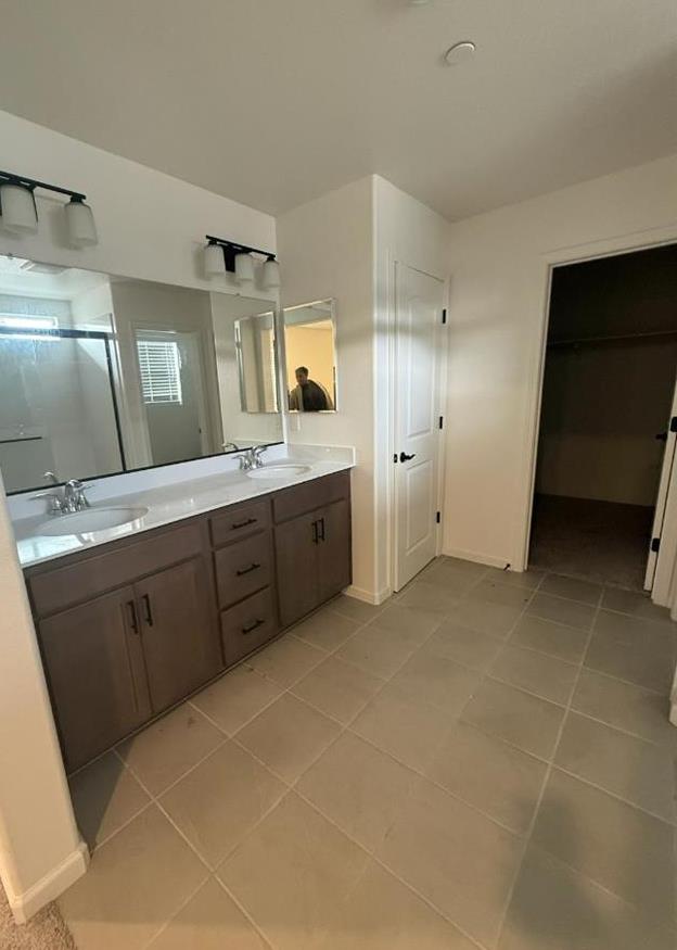 6693 E Nevada Ave, Fresno, CA 93727