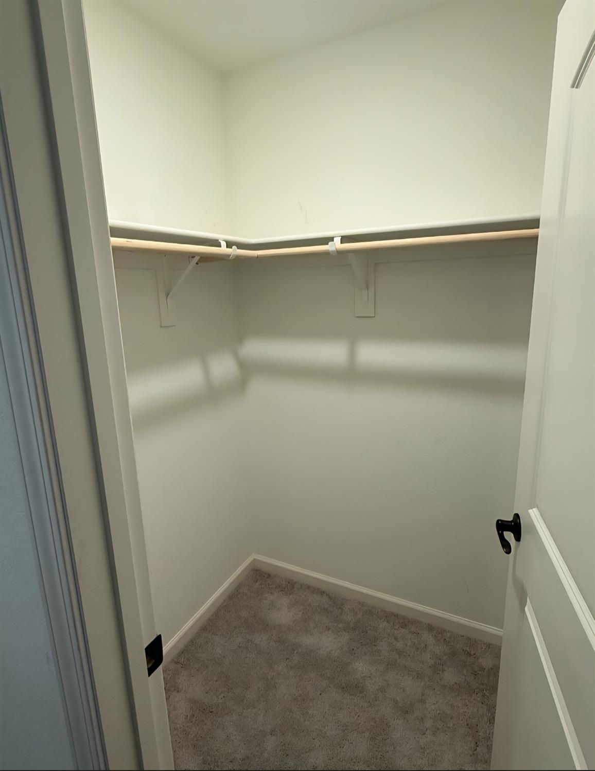 6693 E Nevada Ave, Fresno, CA 93727