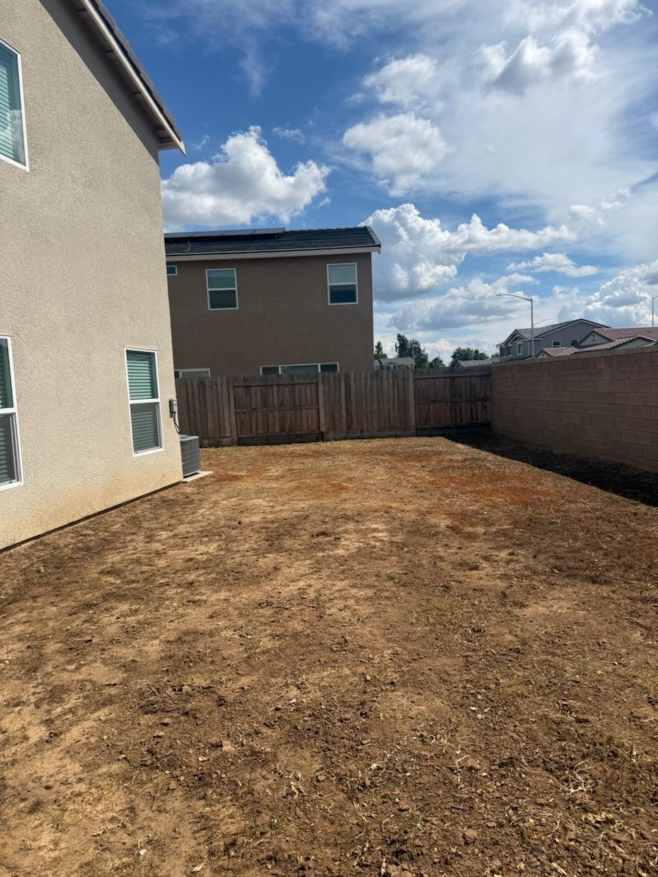 6693 E Nevada Ave, Fresno, CA 93727