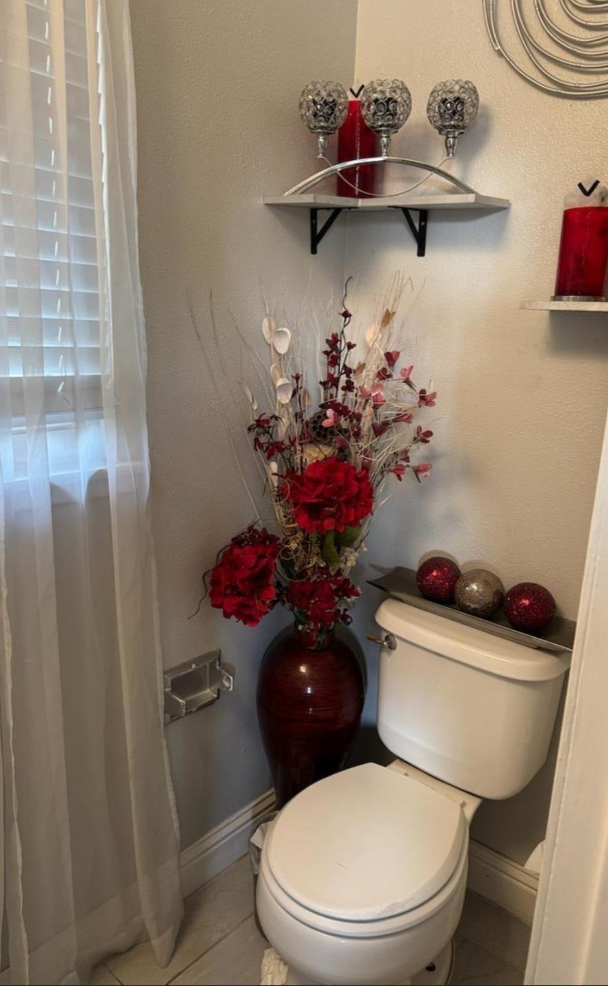 3662 N Angus St, Fresno, CA 93726