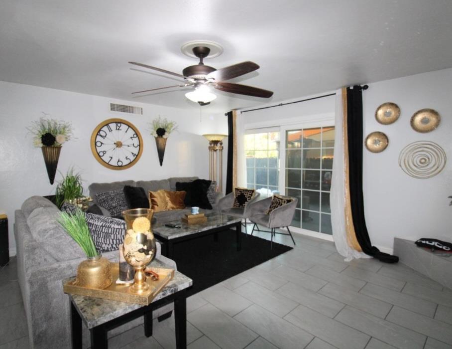 3662 N Angus St, Fresno, CA 93726