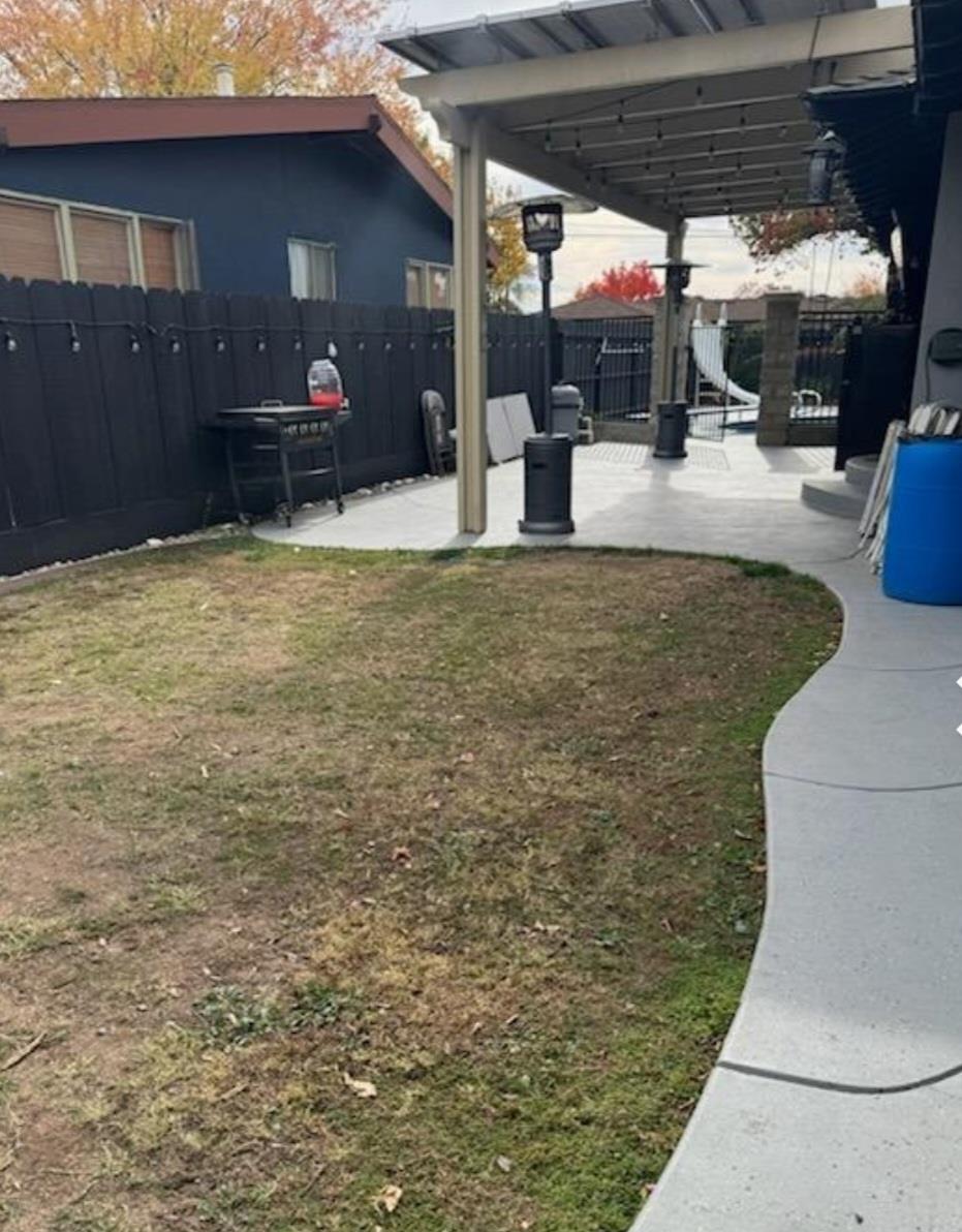 3662 N Angus St, Fresno, CA 93726