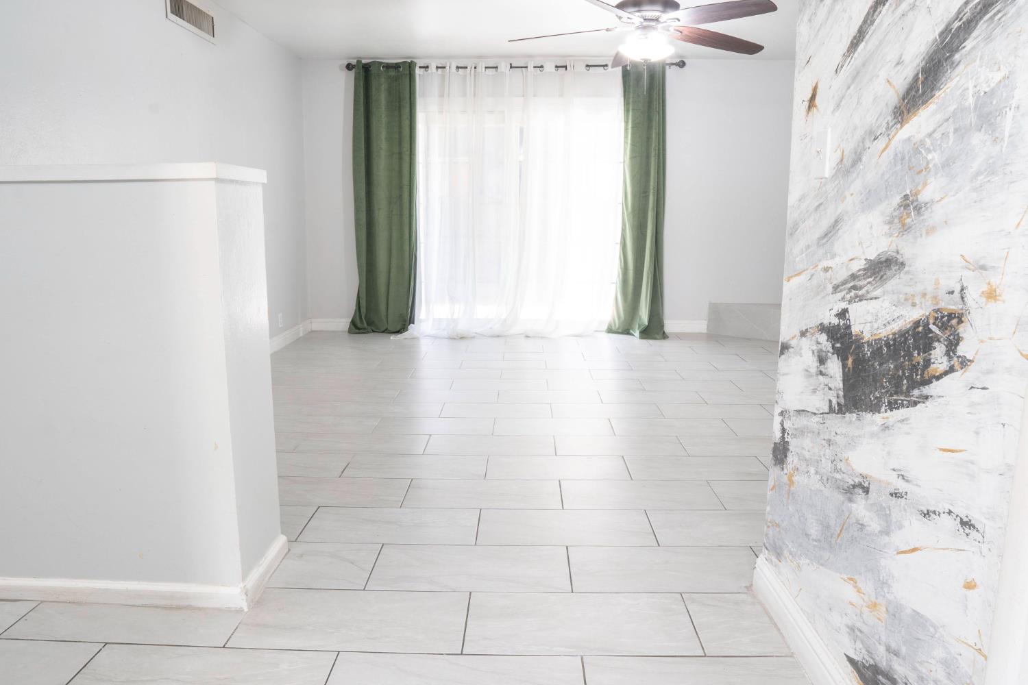 3662 N Angus St, Fresno, CA 93726