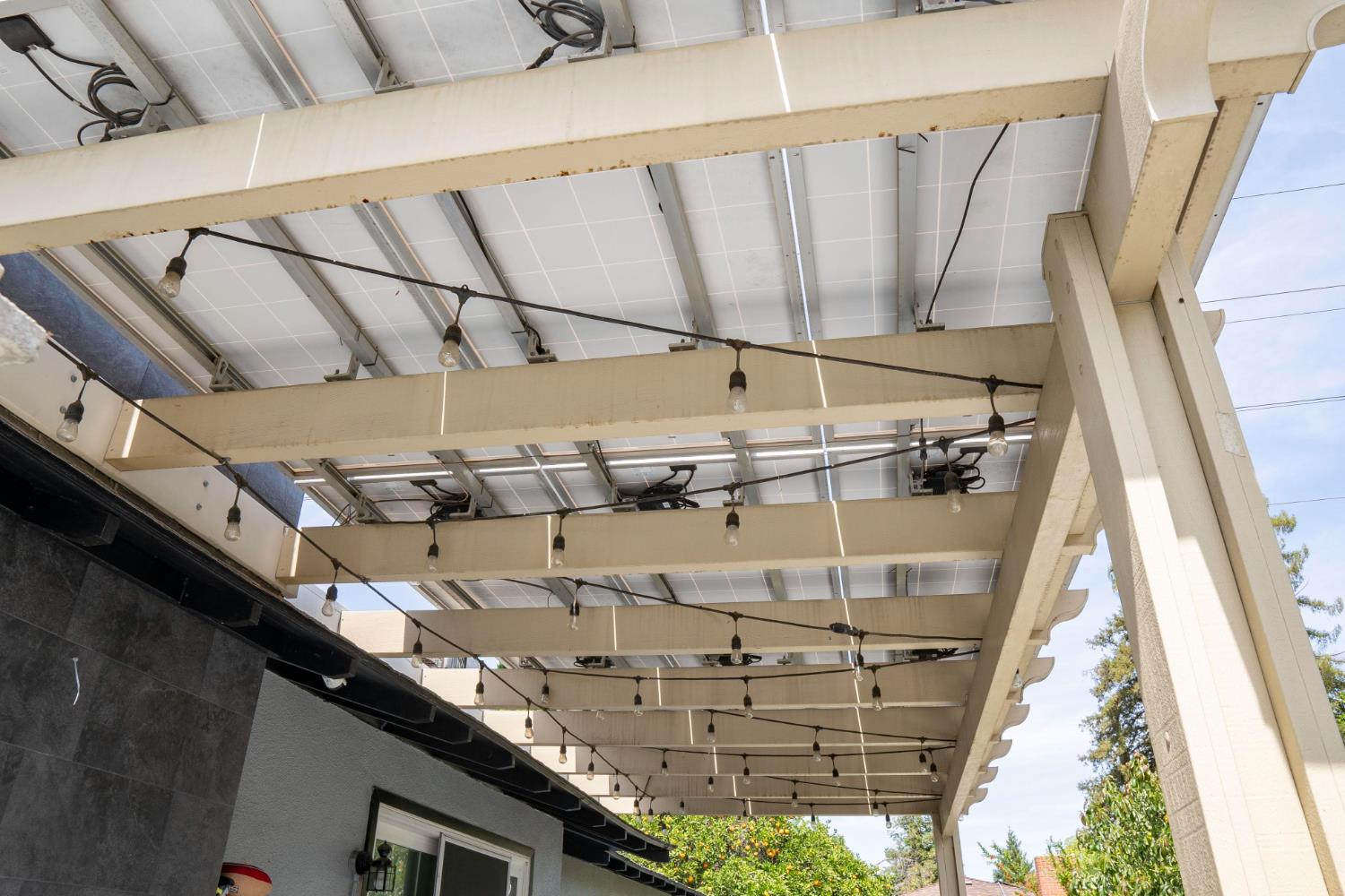 3662 N Angus St, Fresno, CA 93726