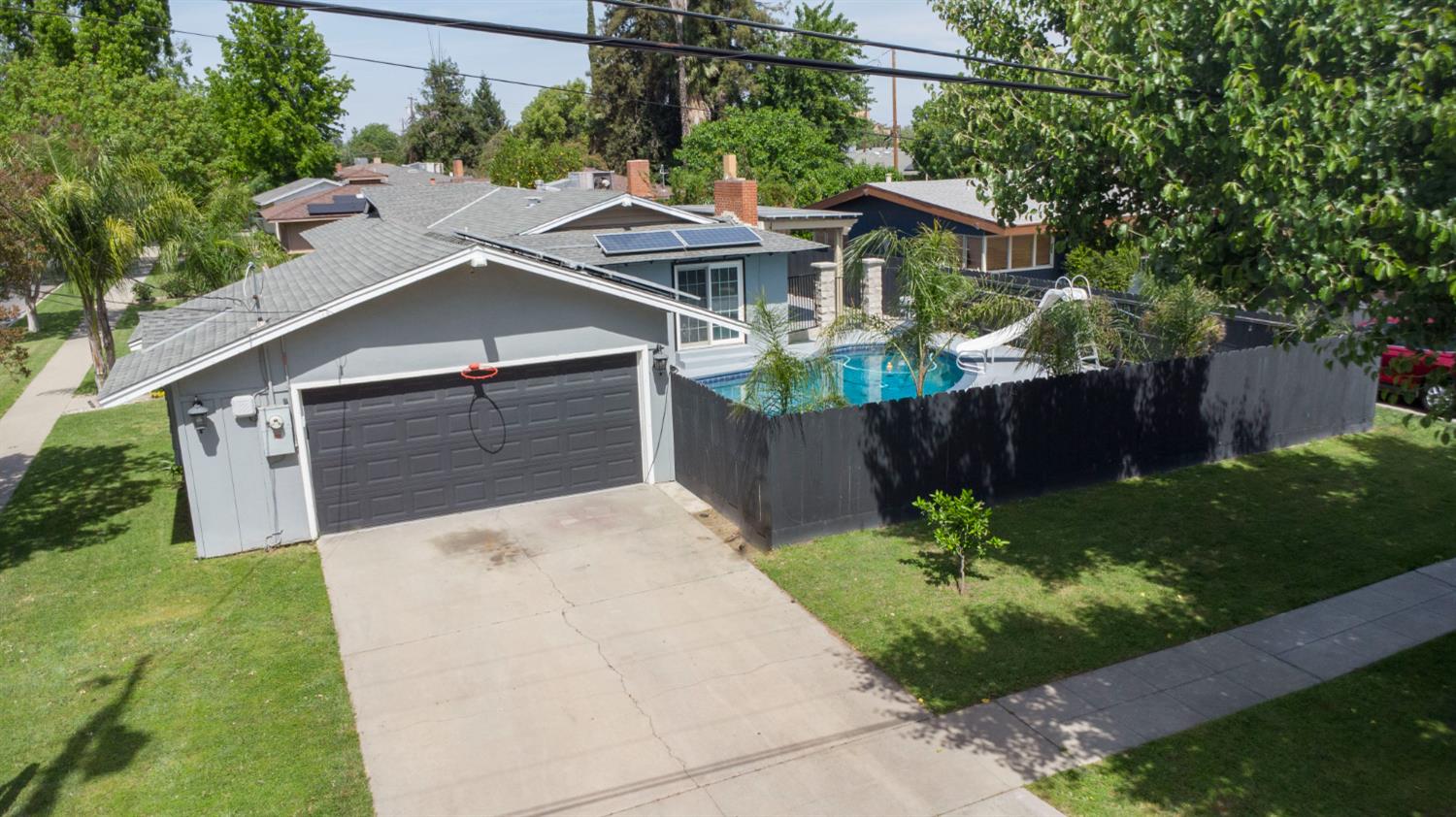 3662 N Angus St, Fresno, CA 93726