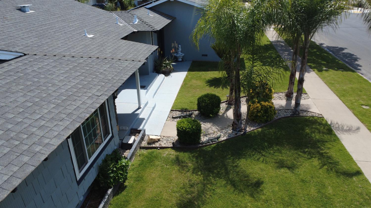 3662 N Angus St, Fresno, CA 93726