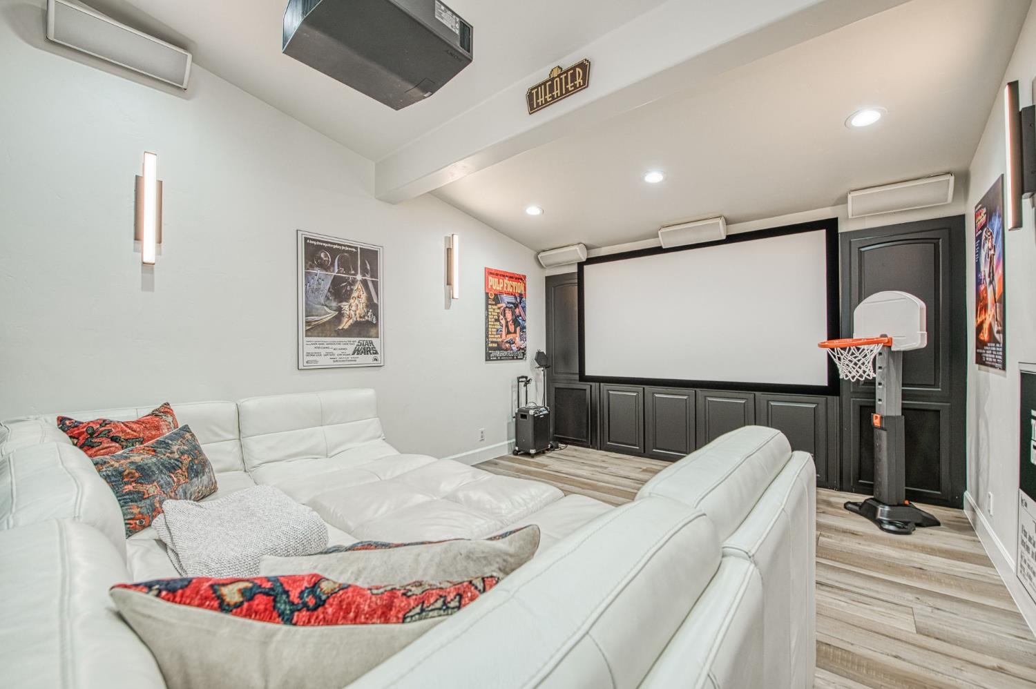 6386 N Forkner Ave, Fresno, CA 93711