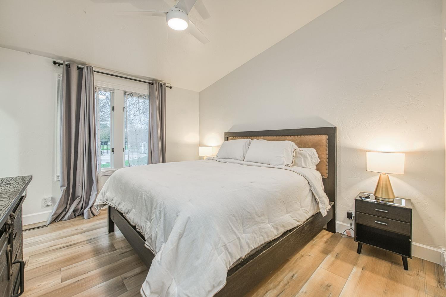 6386 N Forkner Ave, Fresno, CA 93711