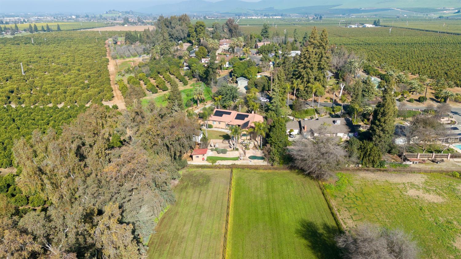 915 S Strathmore Ave #I, Lindsay, CA 93274