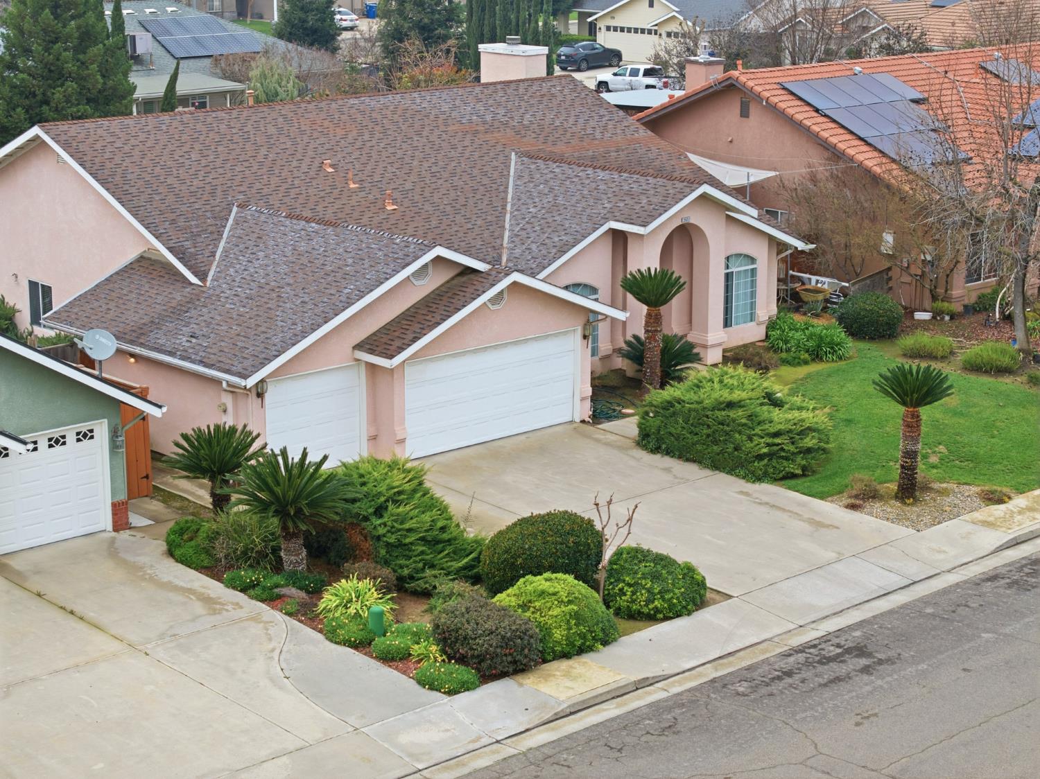 2637 Sandell Ave, Kingsburg, CA 93631