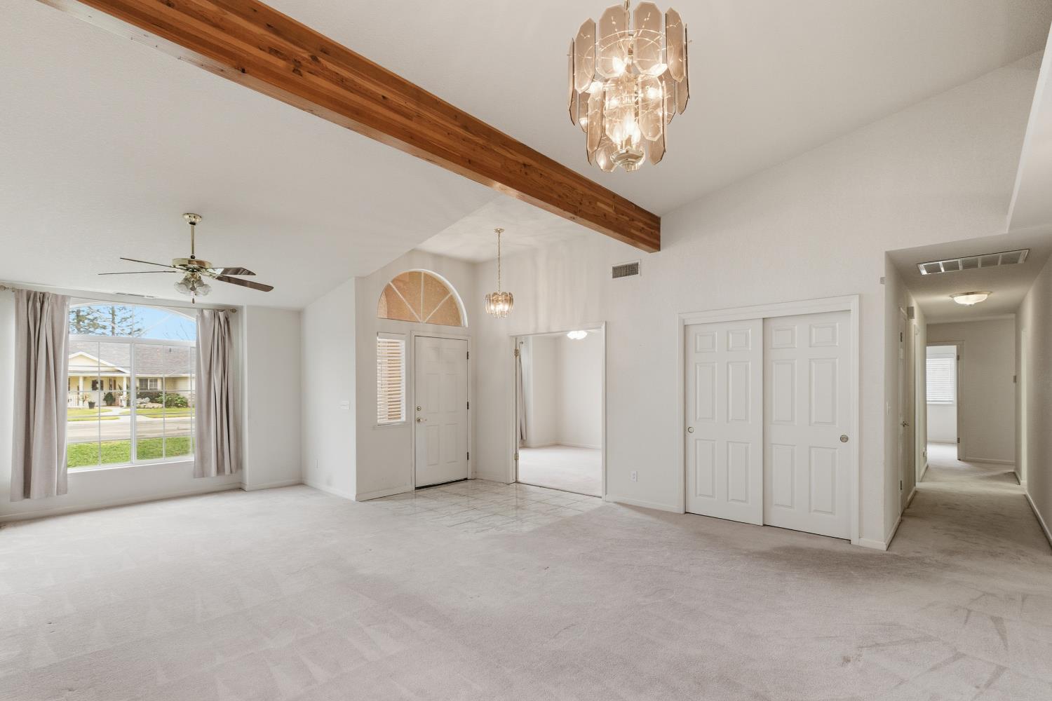 2637 Sandell Ave, Kingsburg, CA 93631