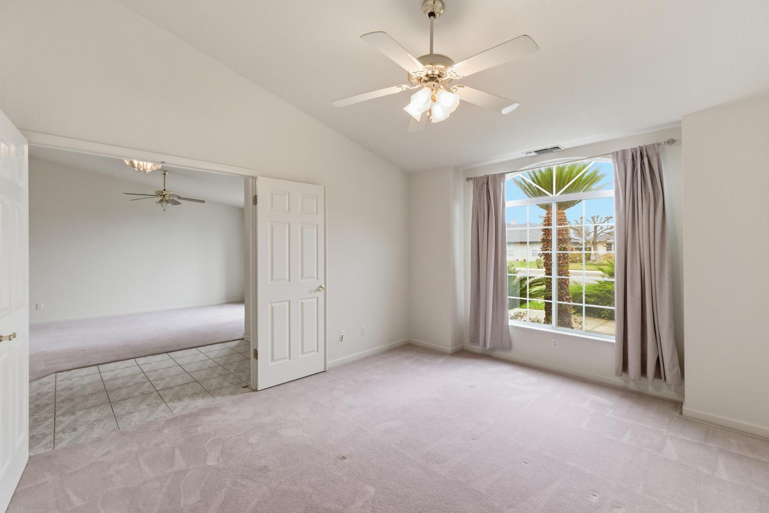 2637 Sandell Ave, Kingsburg, CA 93631