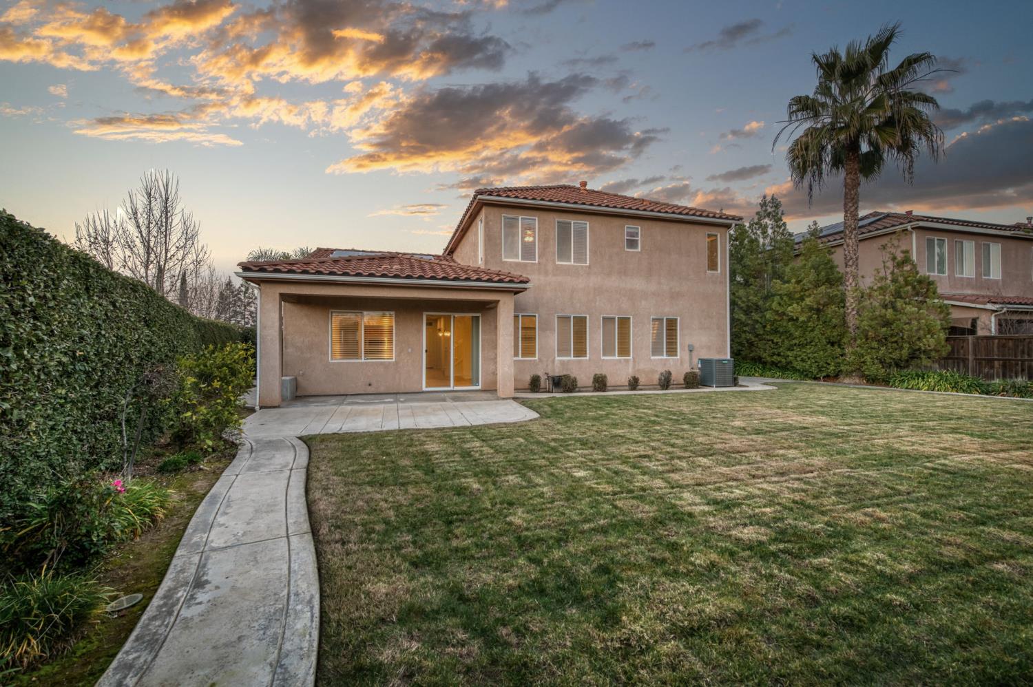 3202 Everglade Ave, Clovis, CA 93619