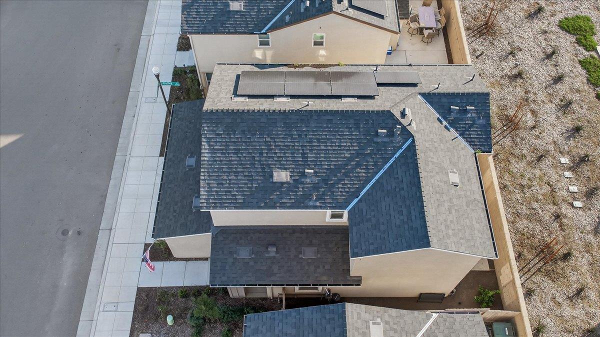 2327 N Hartford Dr, Fresno, CA 93727