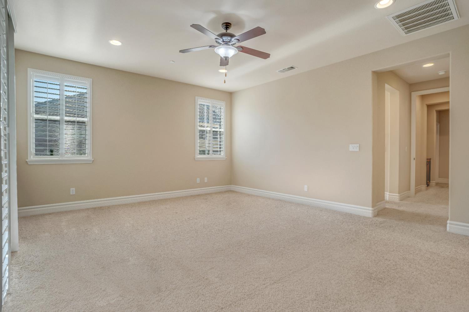 1345 N Kaweah Ave, Clovis, CA 93619