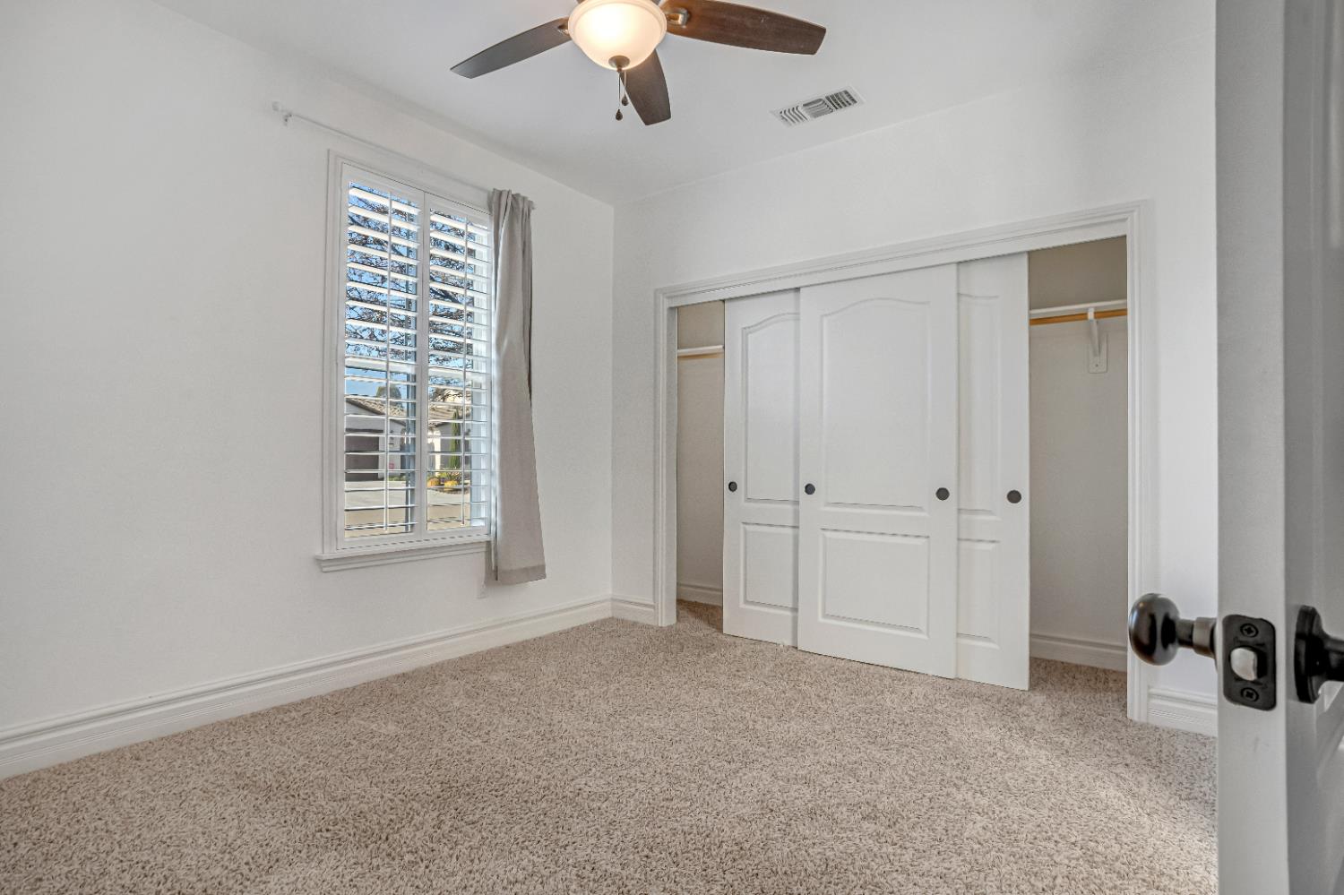 1345 N Kaweah Ave, Clovis, CA 93619