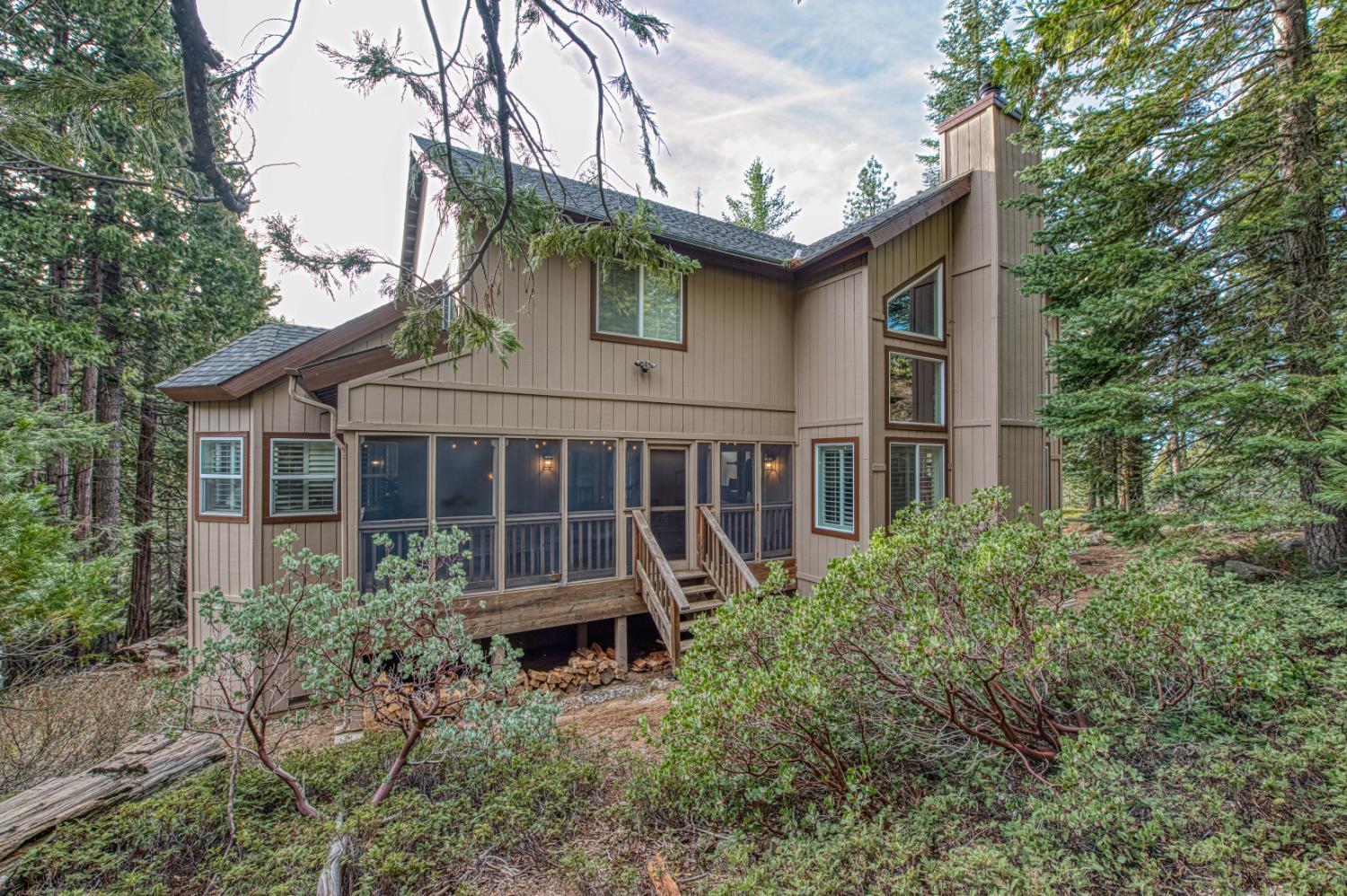 40416 Wild Rose Ln, Shaver Lake, CA 93664