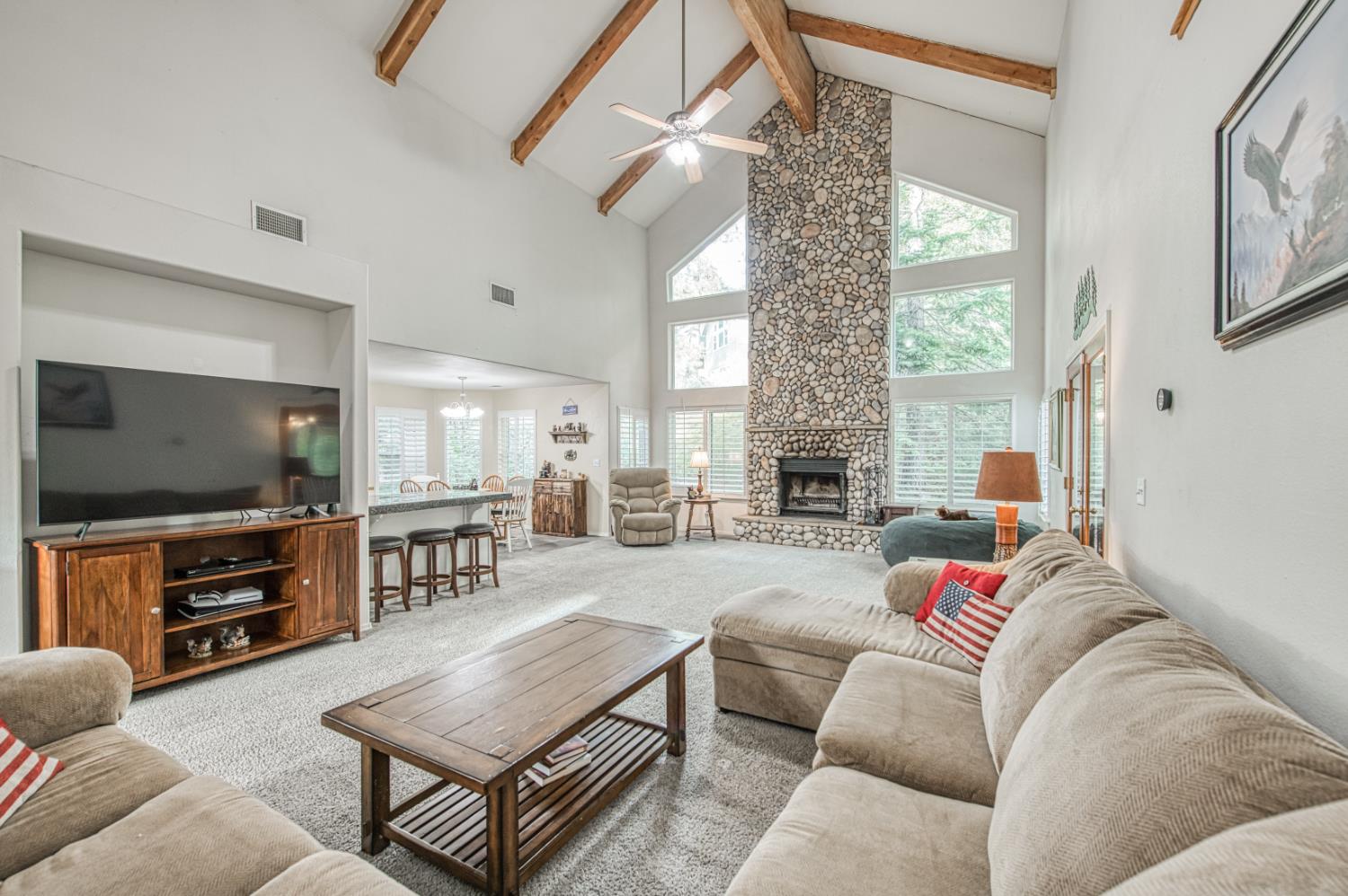 40416 Wild Rose Ln, Shaver Lake, CA 93664