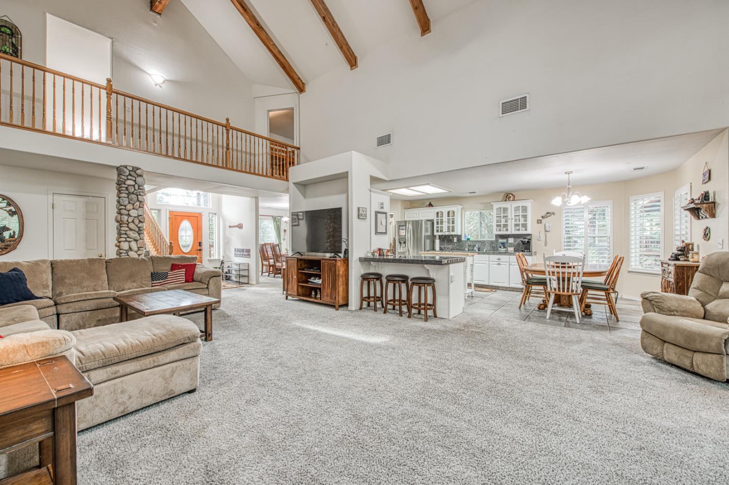 40416 Wild Rose Ln, Shaver Lake, CA 93664