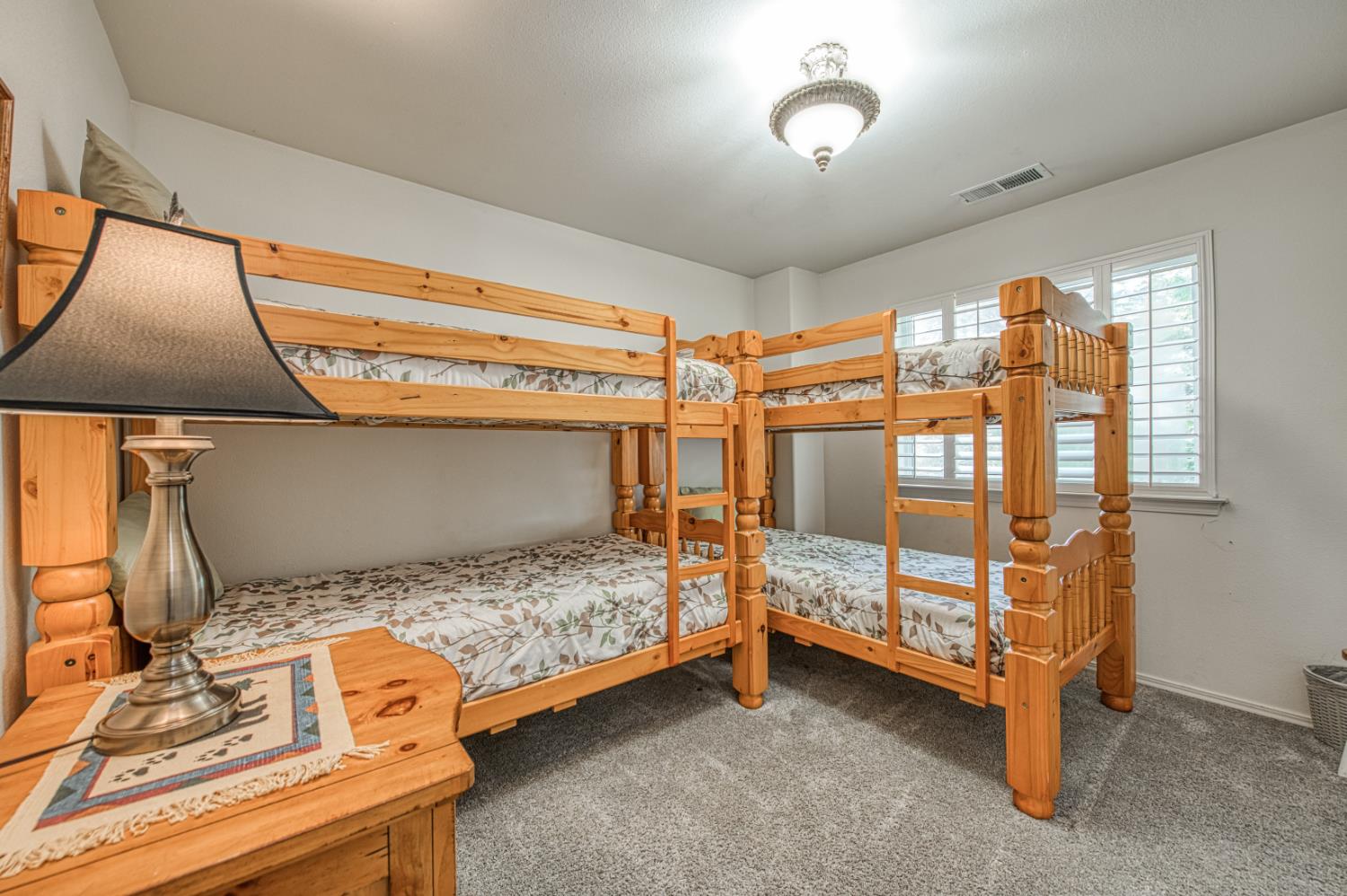 40416 Wild Rose Ln, Shaver Lake, CA 93664