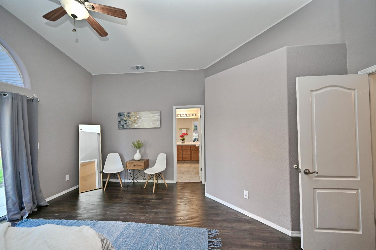 1786 E Everglade Ave, Fresno, CA 93720