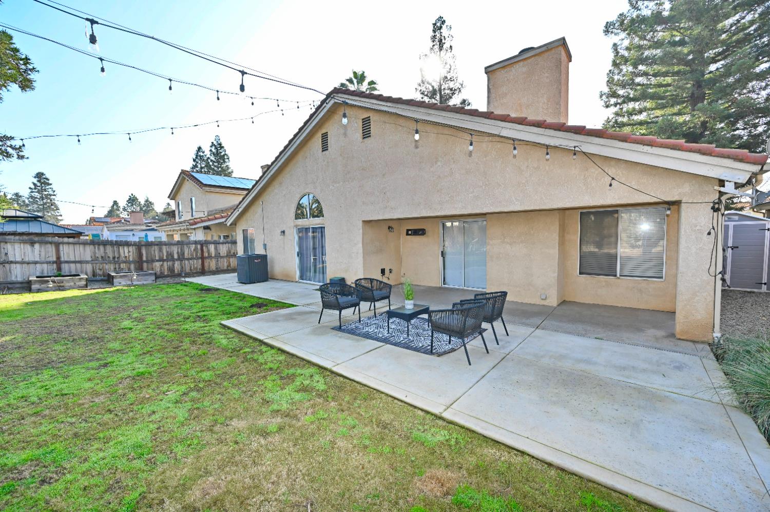 1786 E Everglade Ave, Fresno, CA 93720