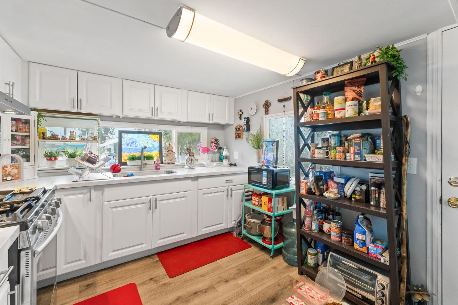 1941 N Golden State Blvd #50, Fresno, CA 93705