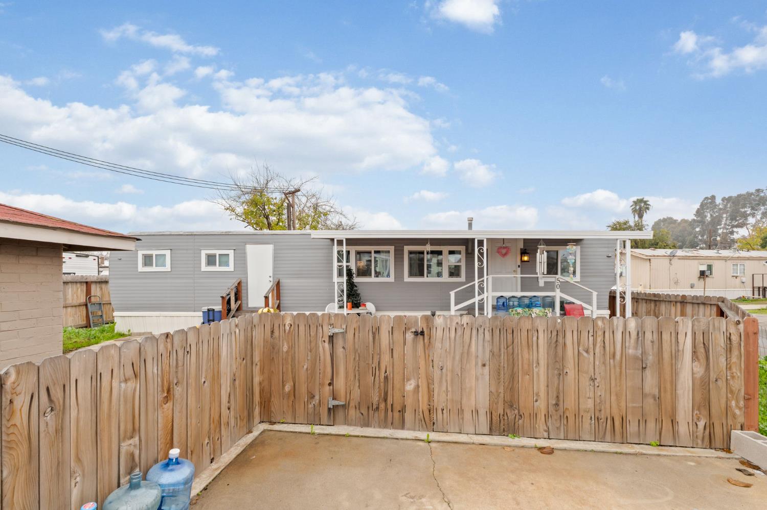 1941 N Golden State Blvd #50, Fresno, CA 93705