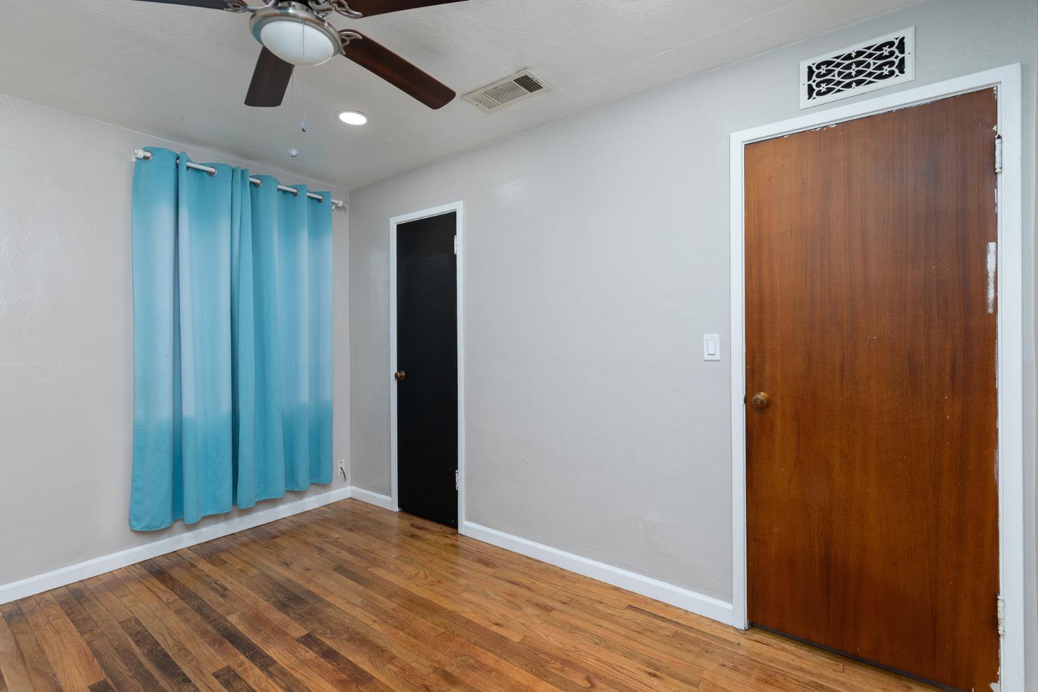 266 E Linden Ave, Reedley, CA 93654