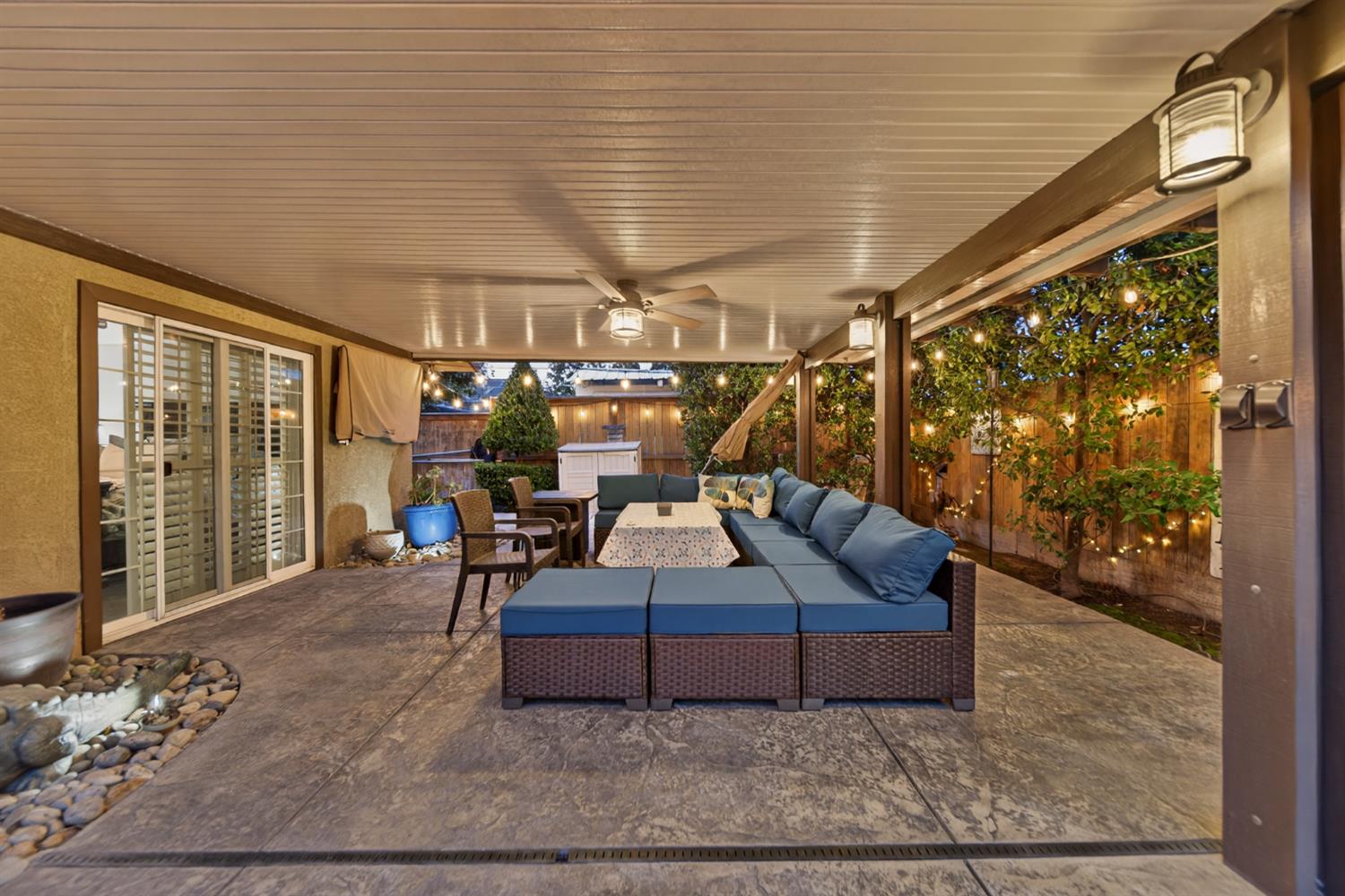 101 Mainberry Dr, Madera, CA 93637