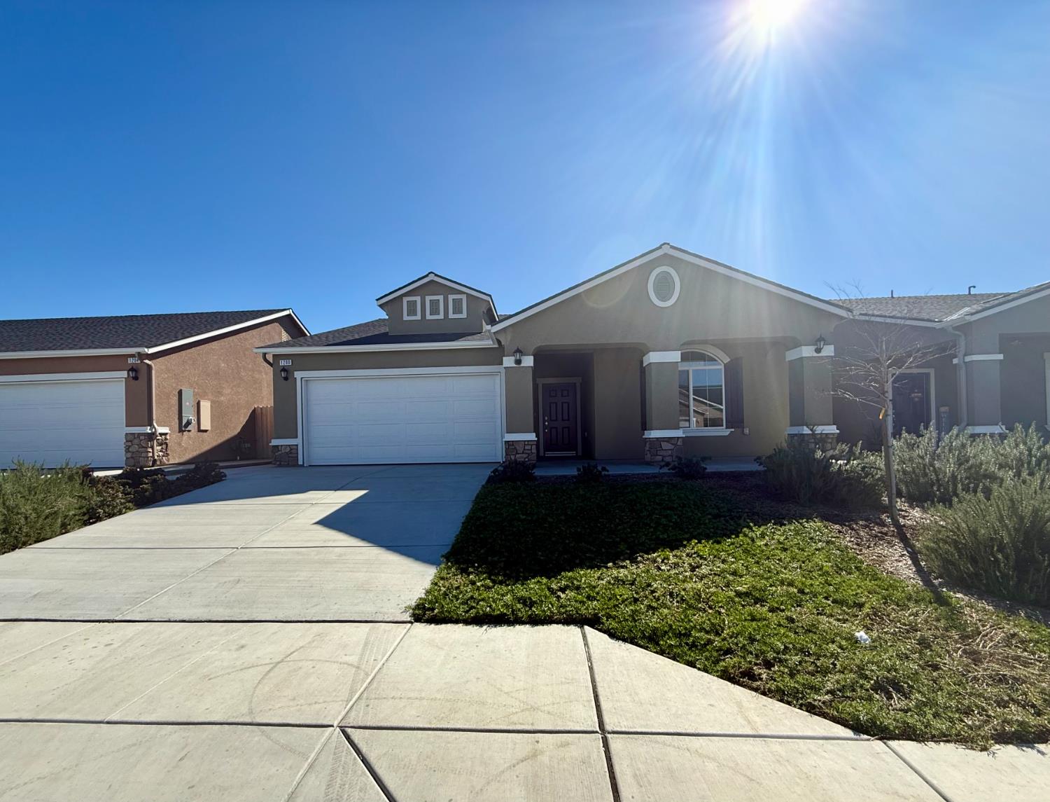 1200 E Orange St, Avenal, CA 93204