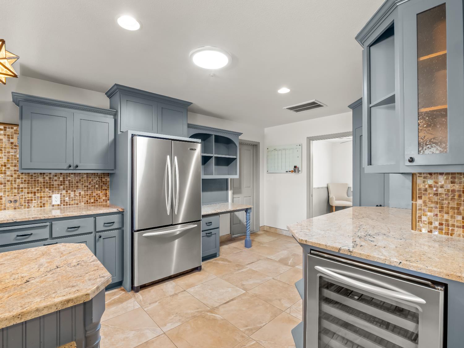 1726 W San Madele Ave, Fresno, CA 93711