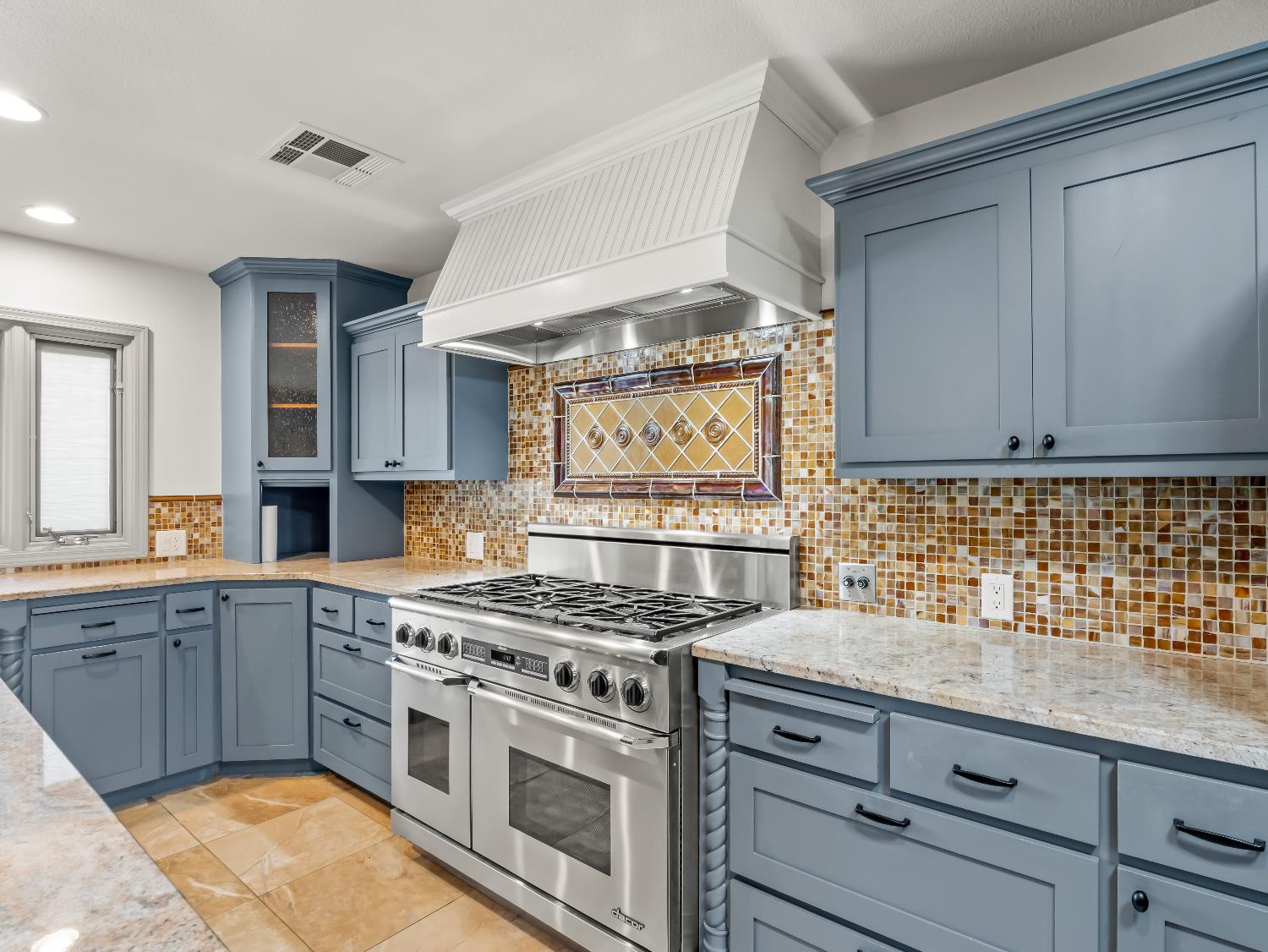 1726 W San Madele Ave, Fresno, CA 93711