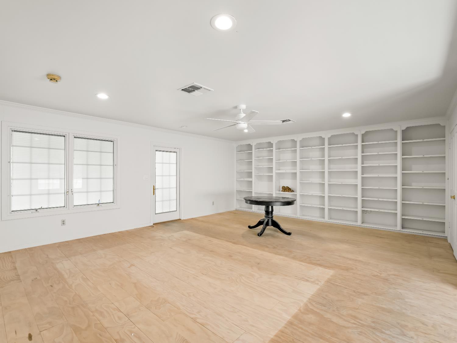 1726 W San Madele Ave, Fresno, CA 93711