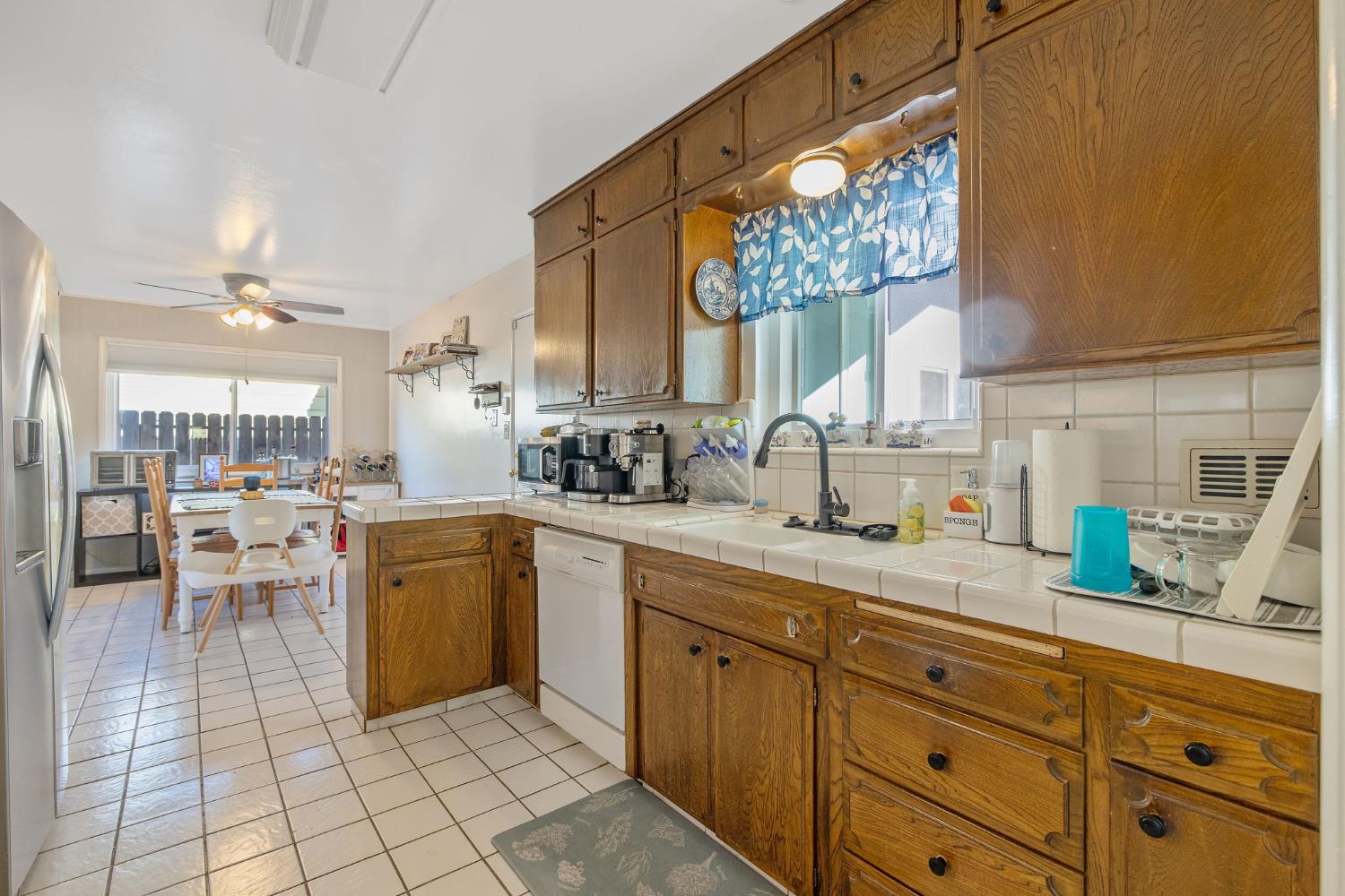 1310 E Sample Ave, Fresno, CA 93710