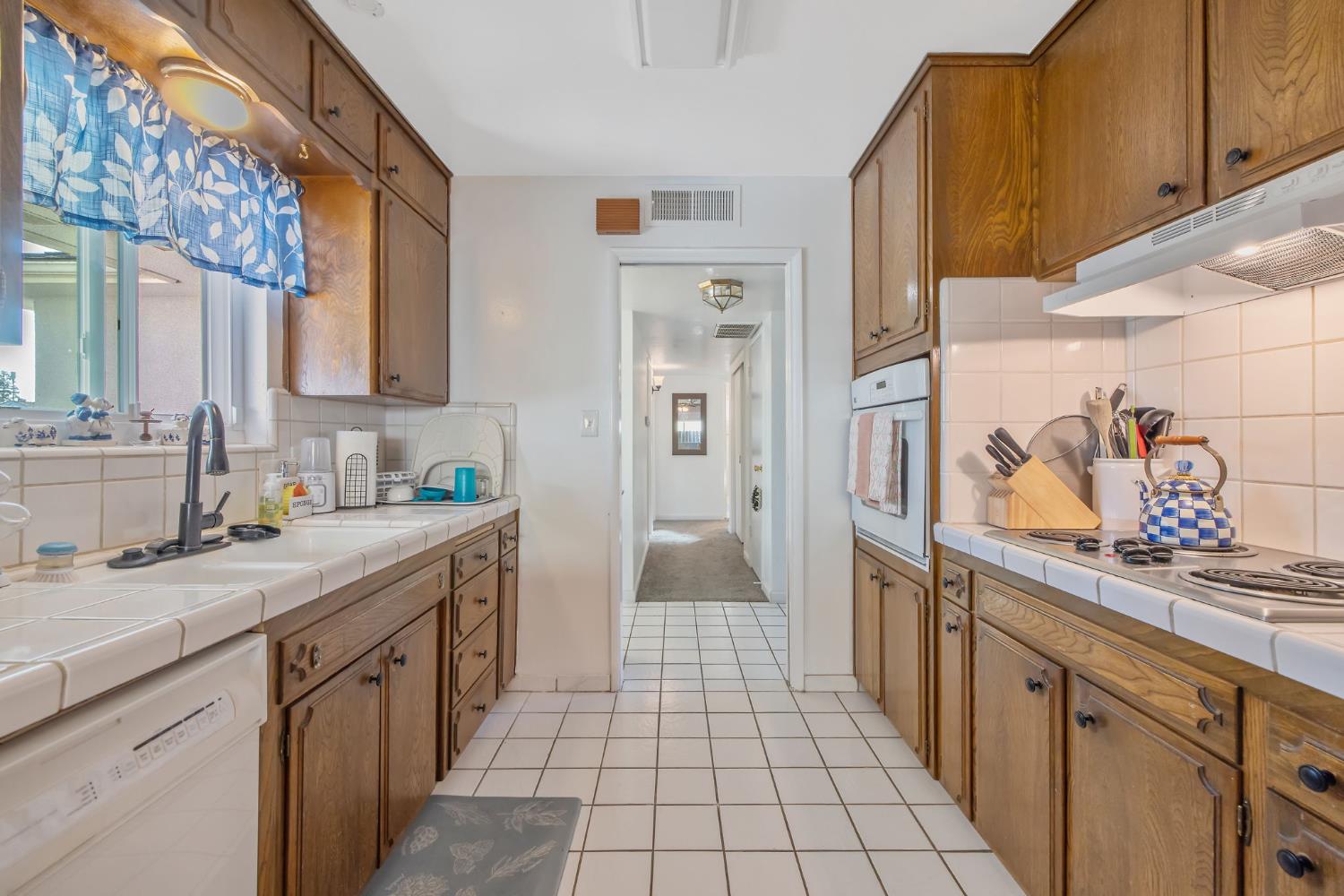 1310 E Sample Ave, Fresno, CA 93710