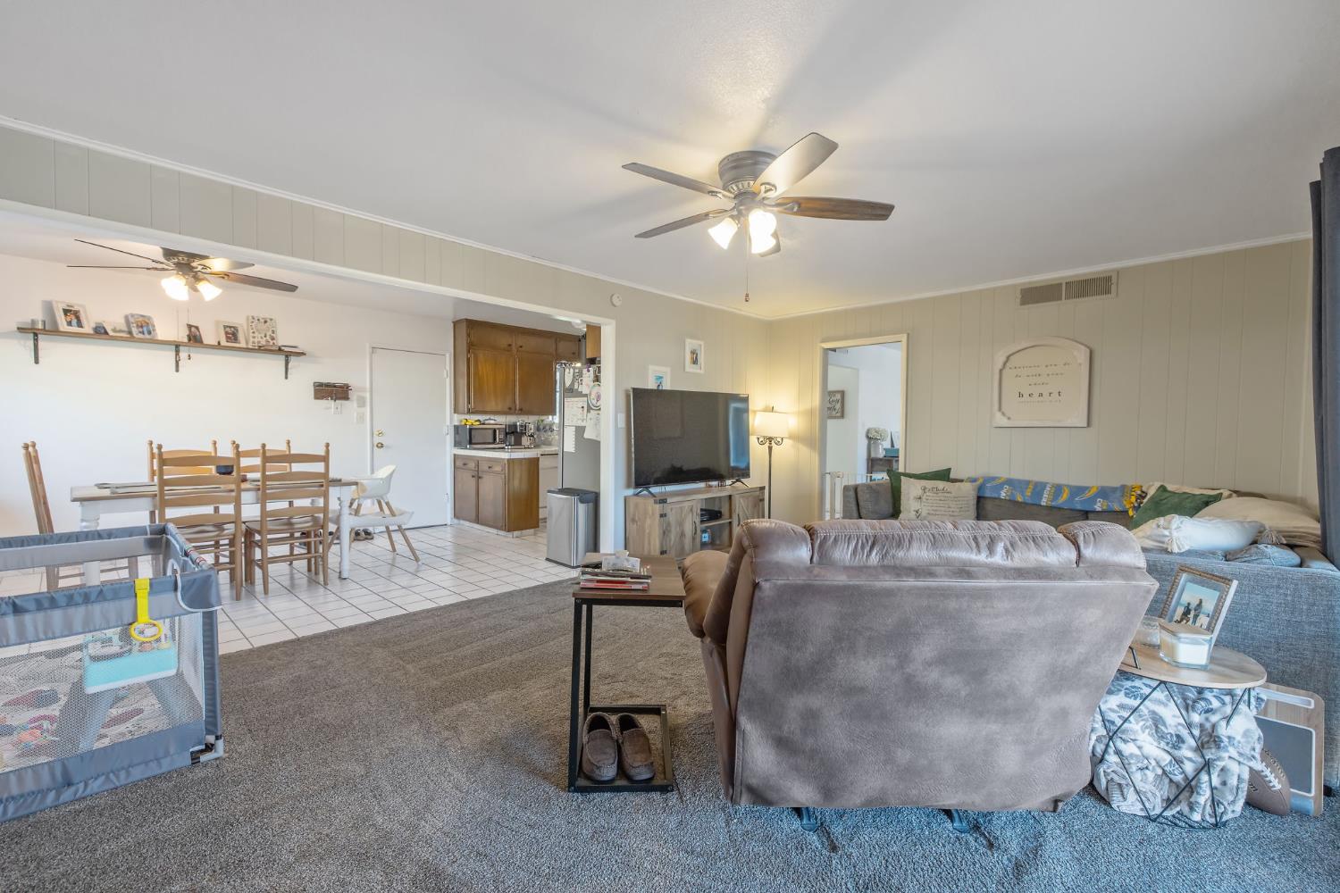 1310 E Sample Ave, Fresno, CA 93710