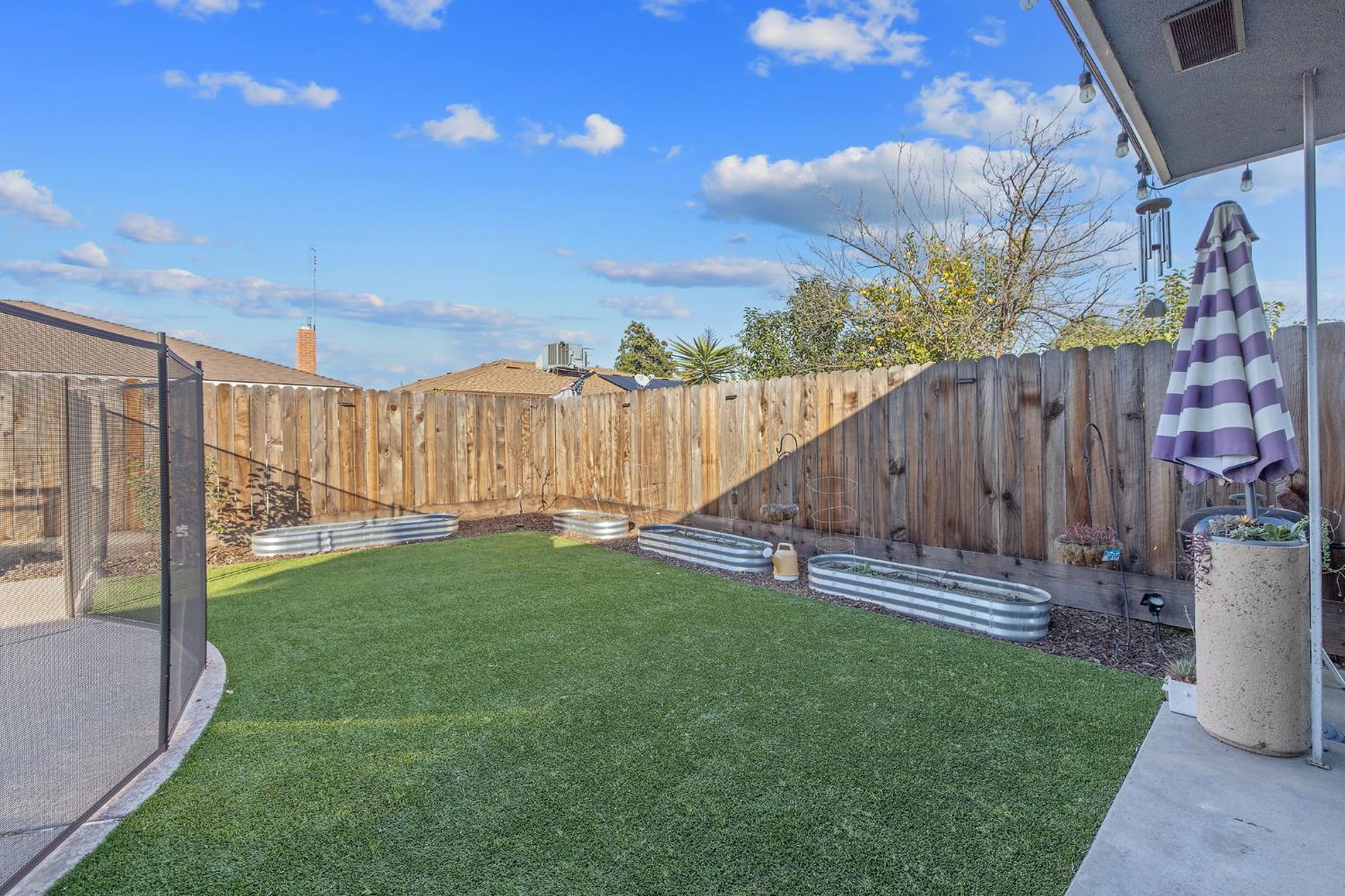 1310 E Sample Ave, Fresno, CA 93710